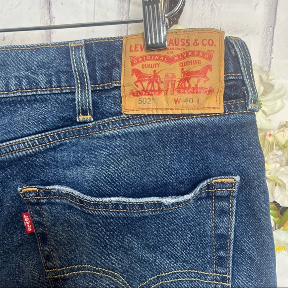 Levi’s Men’s Sz 40 502 Blue Denim HighWaist Bermuda Jean Shorts - Picture 7 of 8
